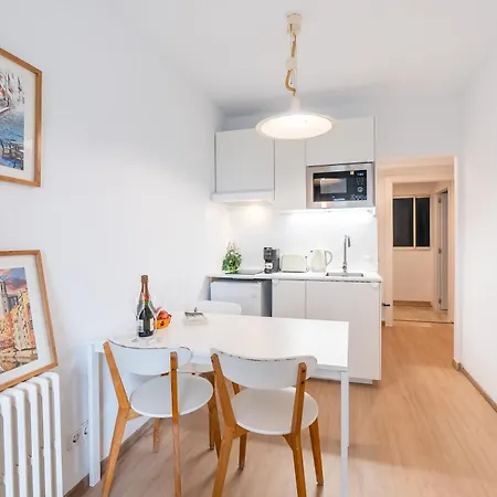 Loft Privado Reformado Centro 3min Ave * Χιρόνα