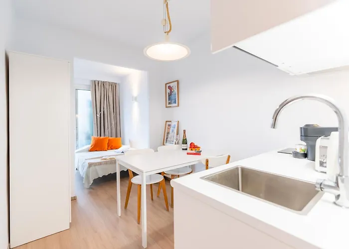 Loft Privado Reformado Centro 3min Ave Апартаменты *